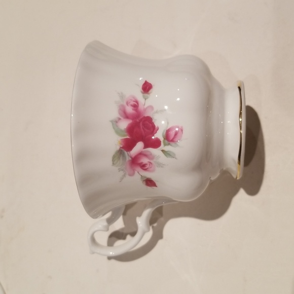 Tea  cup and SAUCE - Picture 7 of 8